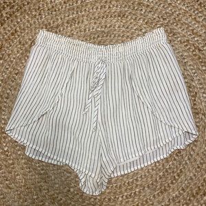 American Eagle high waisted shorts